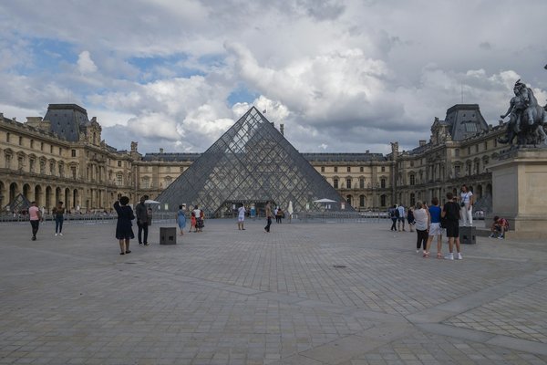 Where can visitors participate in interactive workshops on the history of British printing methods?